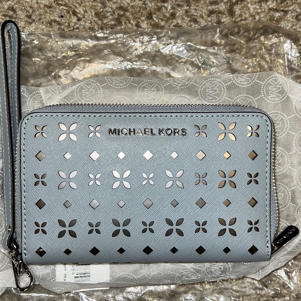 BNWT Michael Kors Jet Set Wallet Phone Wristlet
